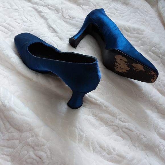 SOLD SIMARD killer deal wore once!! - Picture 4 of 4